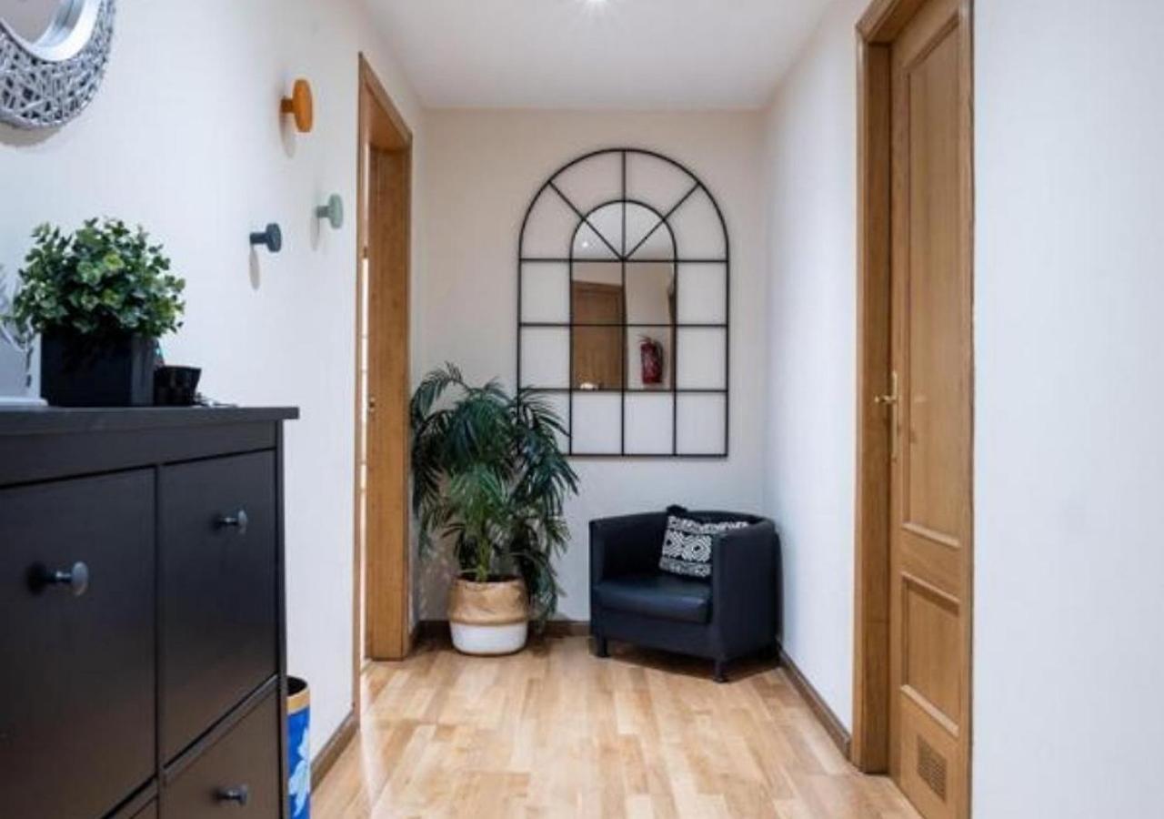 Apartamento Centrico Con Wifi Y Parking De Coche Tamano Medio Onís Εξωτερικό φωτογραφία