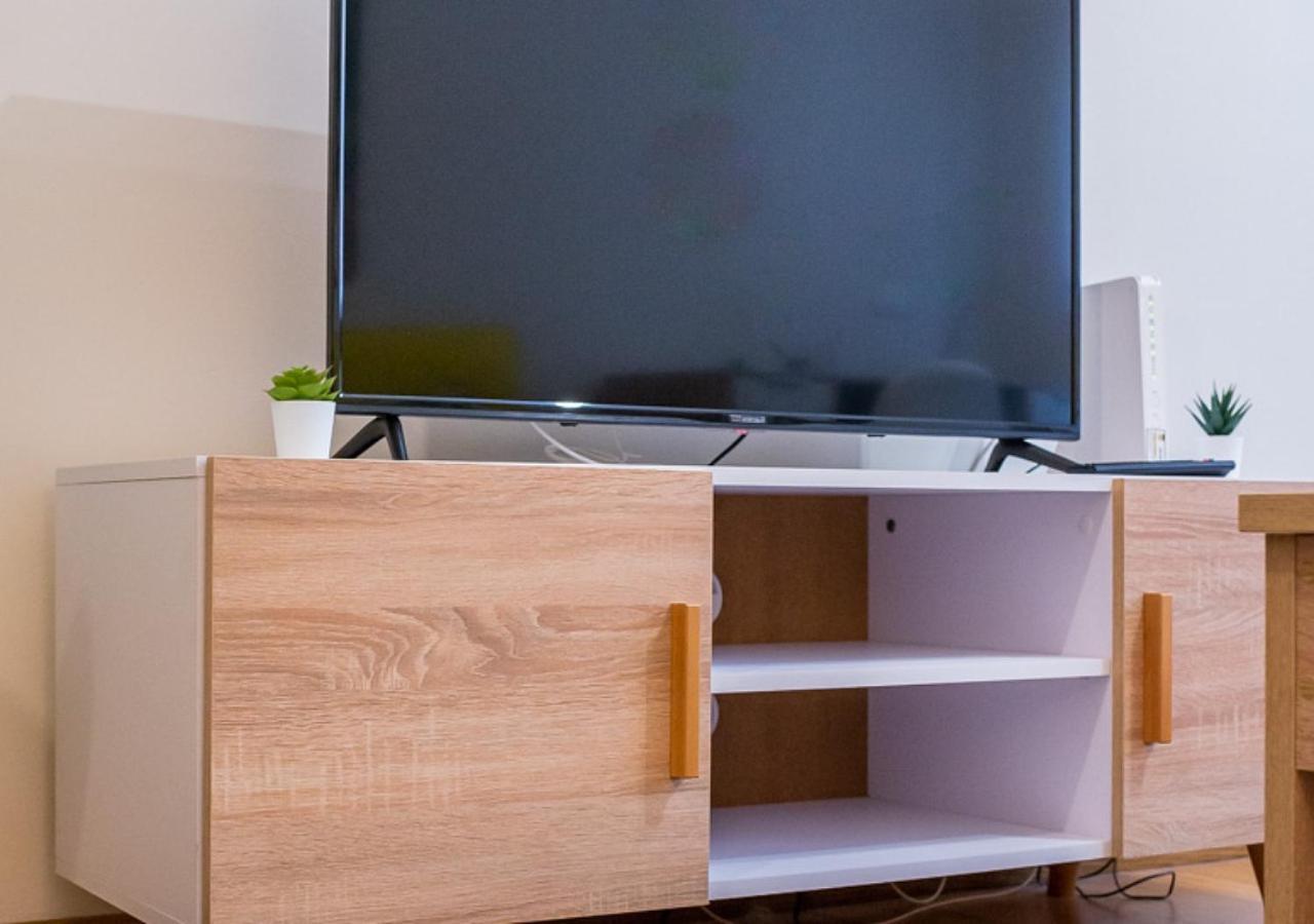 Apartamento Centrico Con Wifi Y Parking De Coche Tamano Medio Onís Εξωτερικό φωτογραφία