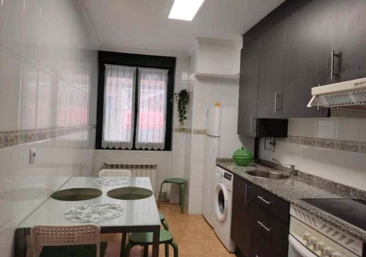 Apartamento Centrico Con Wifi Y Parking De Coche Tamano Medio Onís Εξωτερικό φωτογραφία