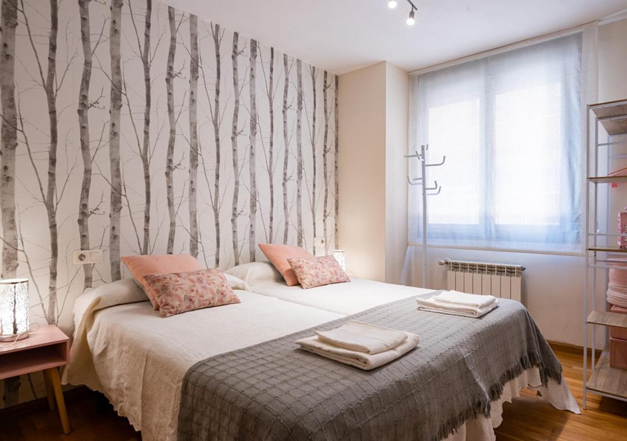 Apartamento Centrico Con Wifi Y Parking De Coche Tamano Medio Onís Εξωτερικό φωτογραφία